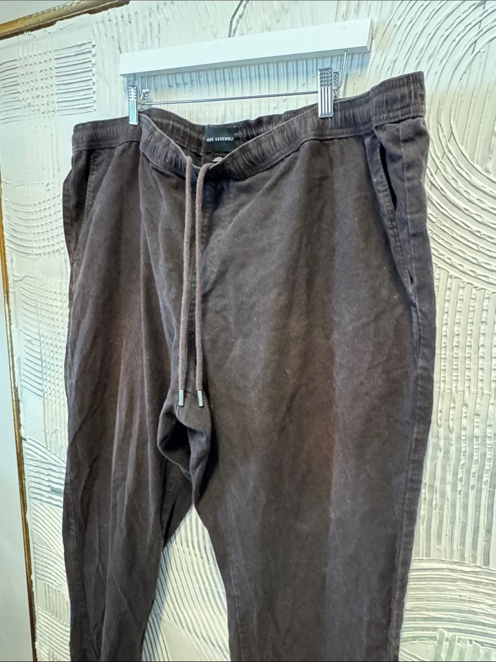 Classic Black Men's Chinos with Elastic Waist N0575